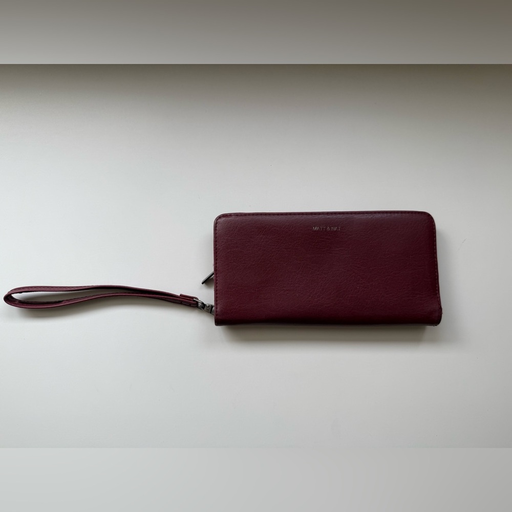 Matt & Nat Vegan Leather Wristlet